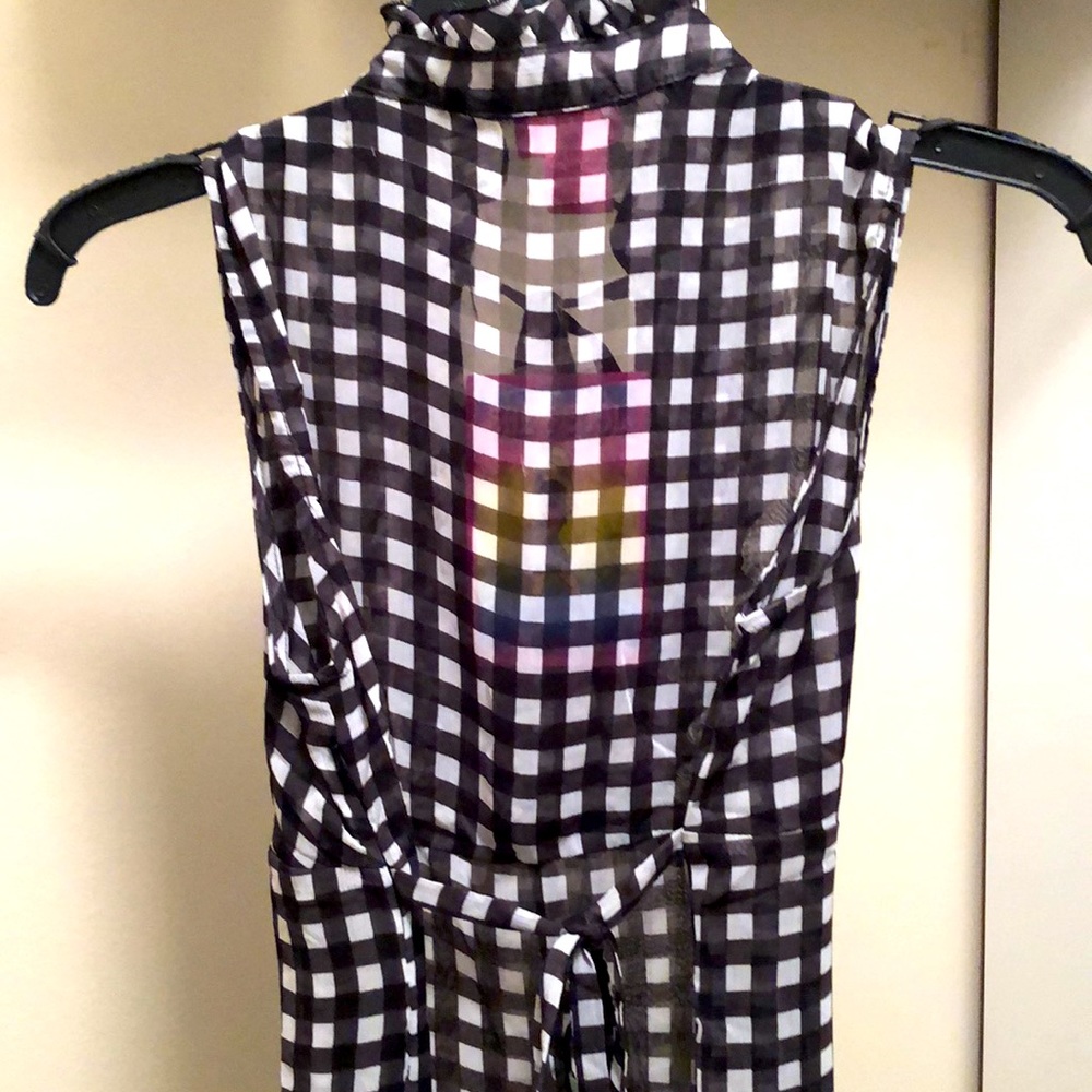 🚫Gifted Nwt She’s cool black&white gingham top ties at collar &waist junior - Picture 6 of 9